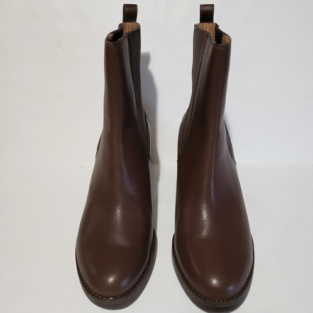 UGG | Camden Boots - Picture 6 of 8